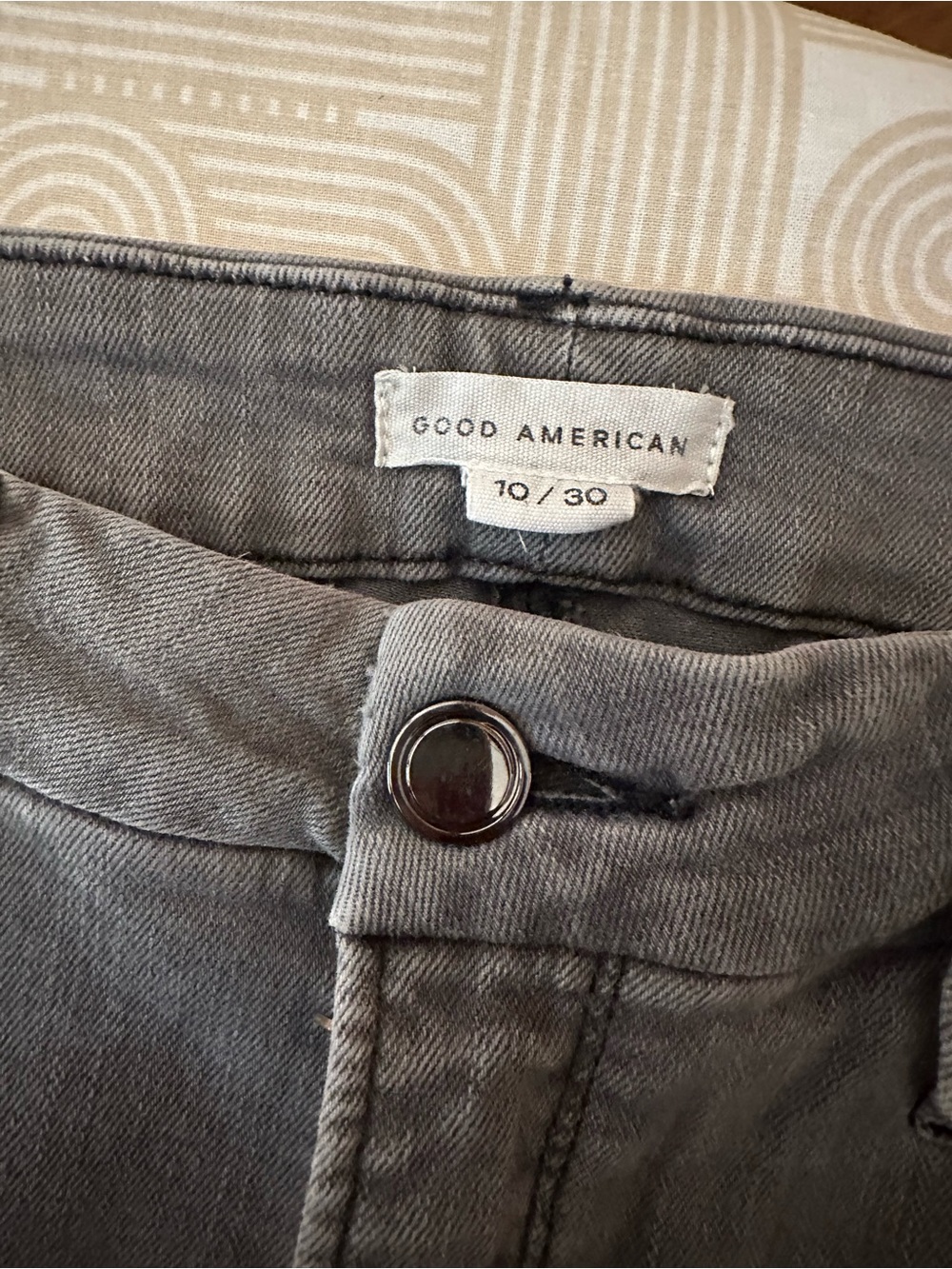 Good American Gray Denim Jeans - Button Front